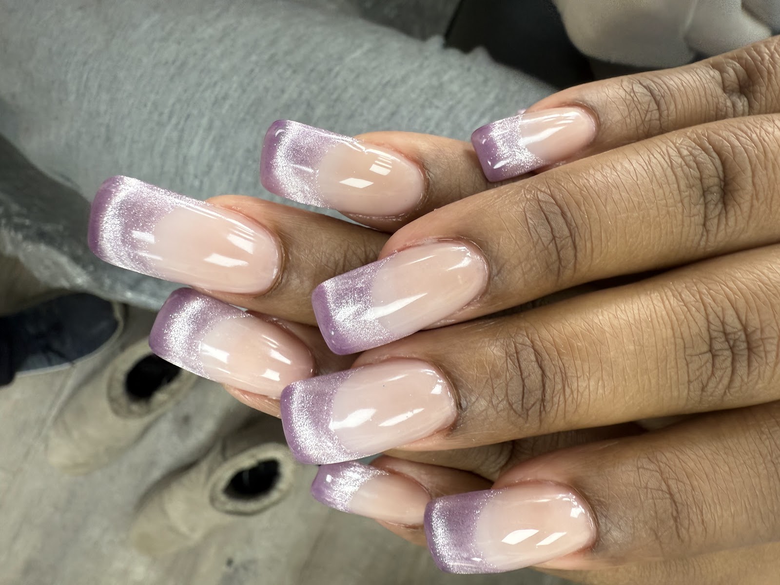lu lu nails logo